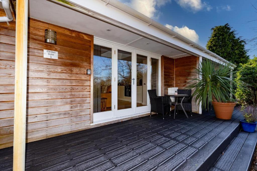 Beaconsfield Farm Apartment Wells Bagian luar foto
