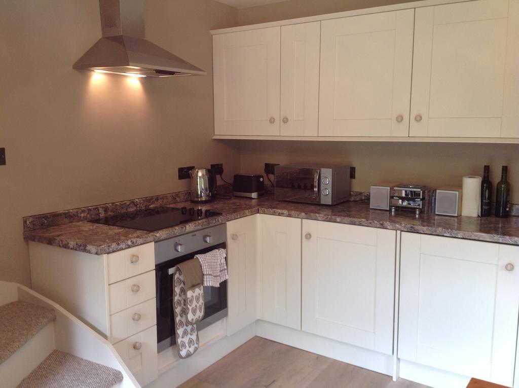 Beaconsfield Farm Apartment Wells Bagian luar foto