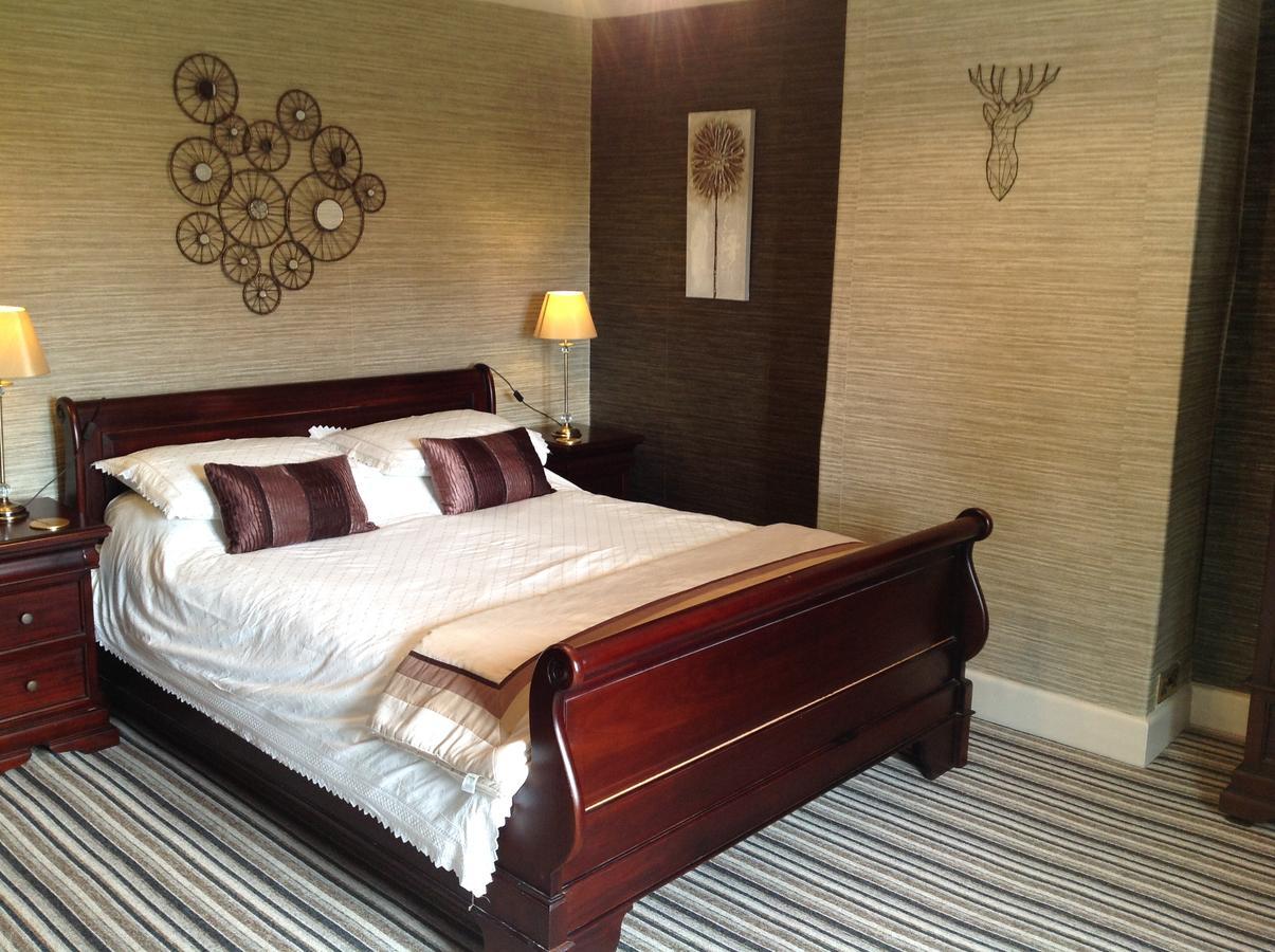 Beaconsfield Farm Apartment Wells Bagian luar foto
